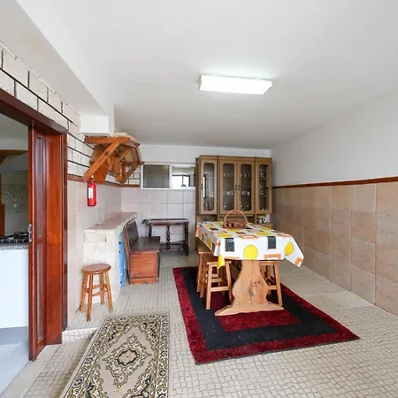 Casa Da Tia Laura * Nazare