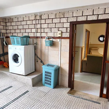 Manelmar O Refugio アパート