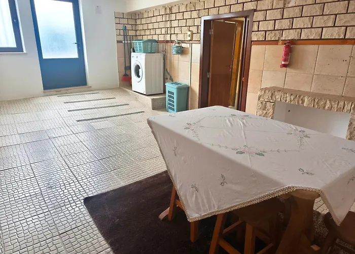 Manelmar O Refúgio * Nazaré